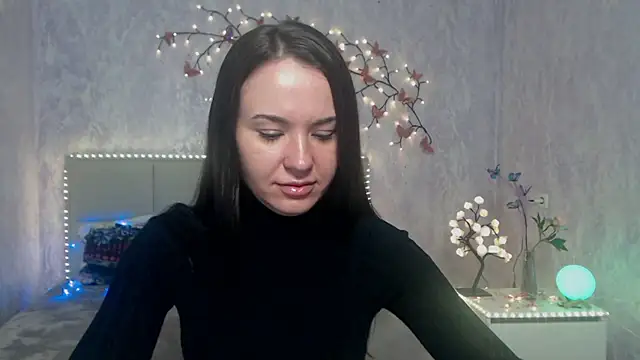 KaraCriegs online show from 03/26/26, 06:24