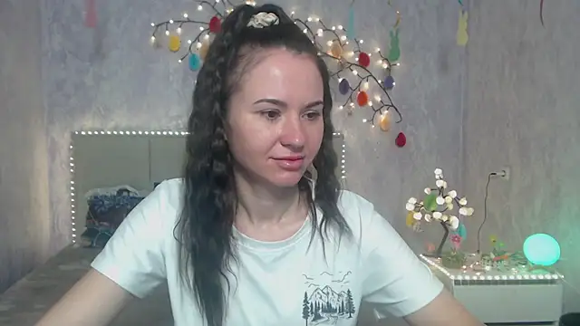 KaraCriegs online show from 04/02/26, 06:05