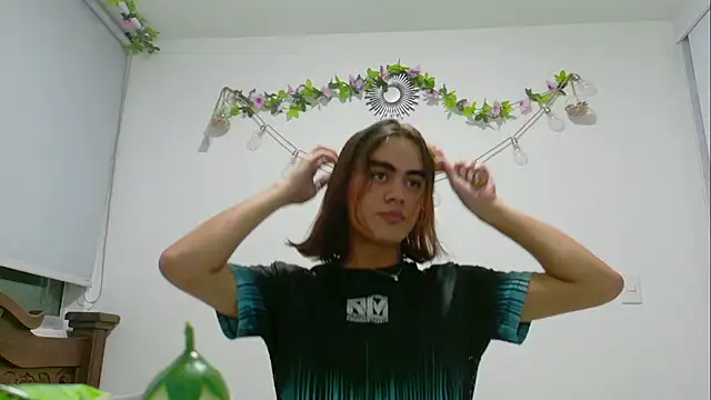 Liam Taylor online show from 12/02/24, 04:42