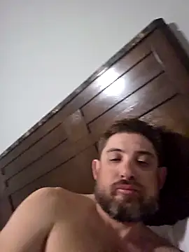 Snapshot of caliguy37 chatting on 04/07/26, 03:40 caliguy37 online show from 04/07/26, 03:40