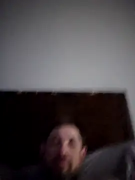 Snapshot of caliguy37 chatting on 04/15/26, 01:23 caliguy37 online show from 04/15/26, 01:23