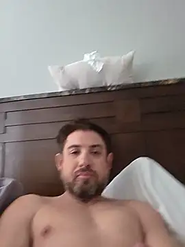 caliguy37 online show from 07/19/26, 06:33