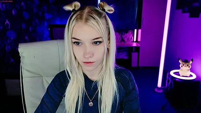 ShhhO O online show from 11/04/25, 12:04