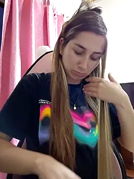 Iris love18 online show from 01/18/26, 11:30