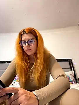 NadiraNoor online show from 12/08/24, 07:11