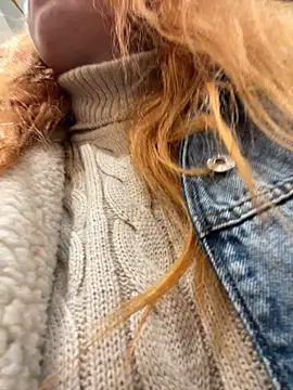 NadiraNoor online show from 12/12/24, 07:04