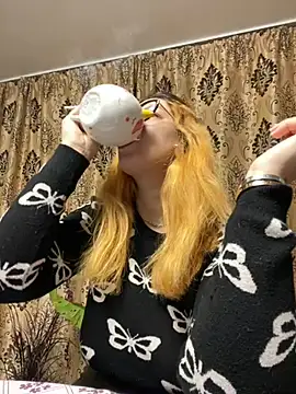 NadiraNoor online show from 01/28/25, 05:00