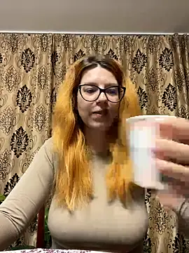 NadiraNoor online show from 02/01/25, 11:21