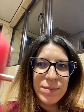 NadiraNoor online show from 10/10/25, 09:14