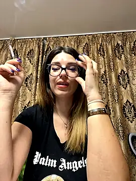 NadiraNoor online show from 11/14/25, 09:46