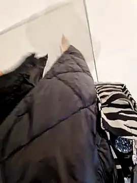 Ina HotX online show from 12/07/24, 03:41