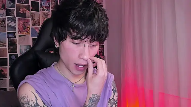 liamelf online show from 01/24/25, 03:43