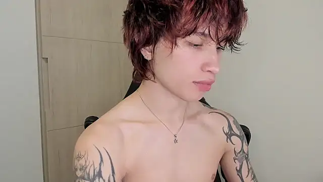 liamelf online show from 02/15/26, 01:57