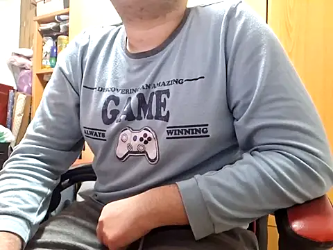 Javier bear online show from 03/05/25, 10:10