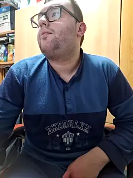 Javier bear online show from 03/22/25, 11:20