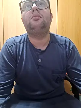 Javier bear online show from 12/03/25, 03:54