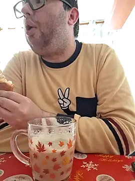 Javier bear online show from 03/20/26, 10:09