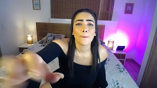 ShanonLe online show from 01/17/25, 09:17