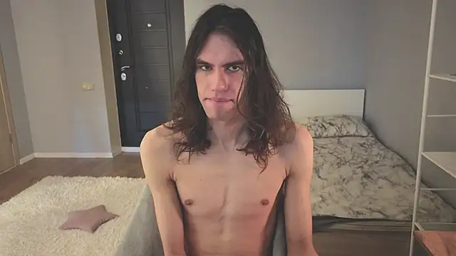 mollymila online show from 04/06/26, 11:00