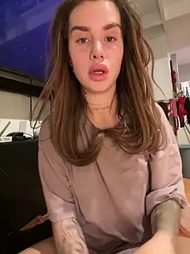 EmiliaCatalina online show from 03/13/25, 01:32