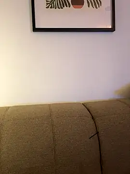 EmiliaCatalina online show from 09/12/25, 12:11