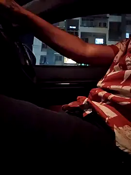 Snapshot of desi_strip_alfa chatting on 12/17/24, 01:38 desi strip alfa online show from 12/17/24, 01:38