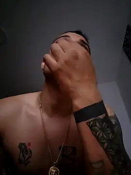 Snapshot of Zoltanioan26 chatting on 03/30/26, 06:20 Zoltanioan26 online show from 03/30/26, 06:20