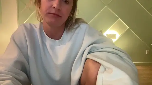 Aggbb online show from 01/12/25, 02:03