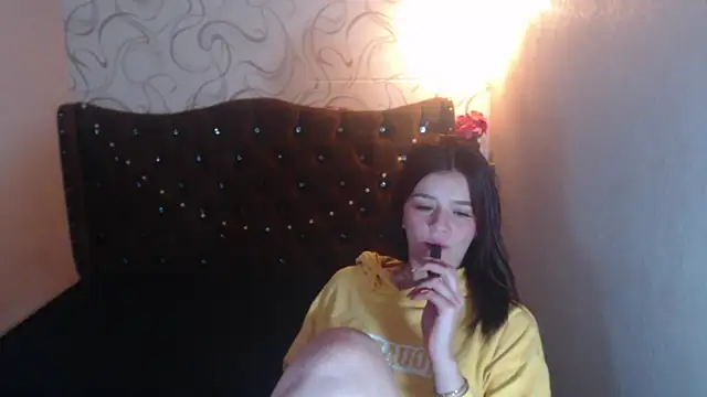 LiaHarryis online show from 03/05/25, 06:44