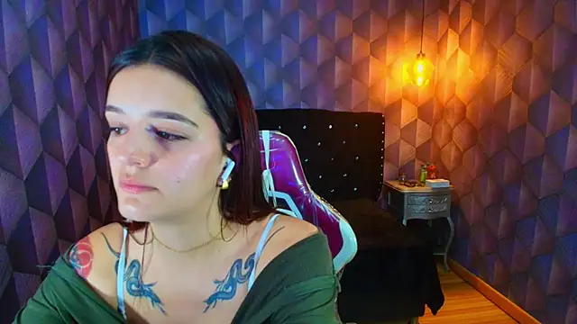 LiaHarryis online show from 04/13/26, 06:57