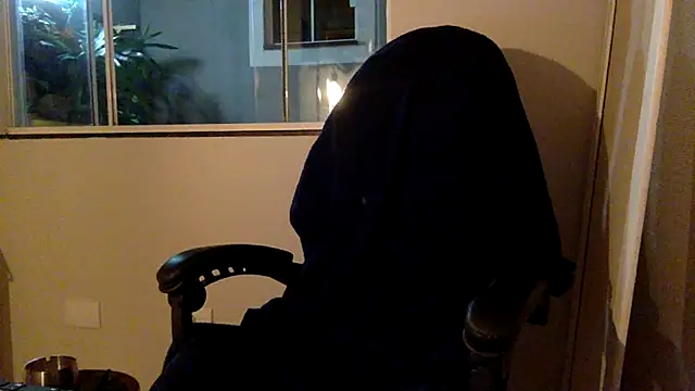 Smoker Ginger online show from 04/11/26, 02:05