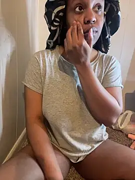 Snapshot of Galaxybabe23 chatting on 02/16/25, 03:04 Galaxybabe23 online show from 02/16/25, 03:04