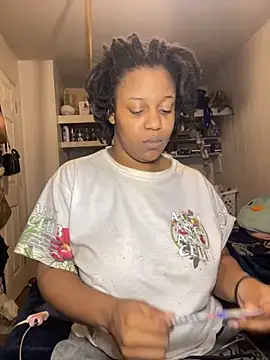 Snapshot of Galaxybabe23 chatting on 10/25/25, 10:04 Galaxybabe23 online show from 10/25/25, 10:04