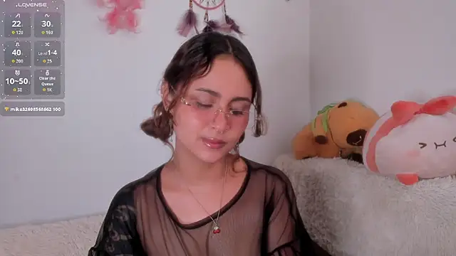 Violette-Ramirez01 online show from 02/12/26, 10:16