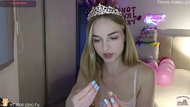 Snapshot of Miss_Aliannaa chatting on 06/03/26, 06:35 Miss Aliannaa online show from 06/03/26, 06:35