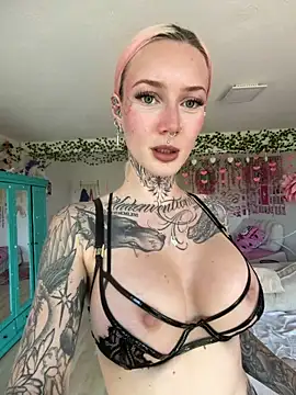 Stella-Kink online show from 05/22/26, 12:22
