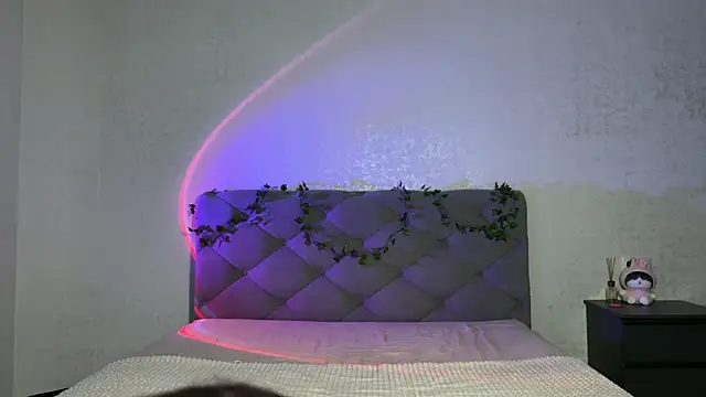 GracefulCharm online show from 05/26/26, 10:28