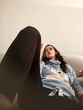 LauraBaby online show from 10/08/25, 06:27