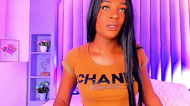 nahomi campbell online show from 02/15/25, 07:39