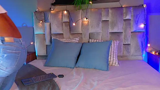 nahomi campbell online show from 09/17/25, 07:37