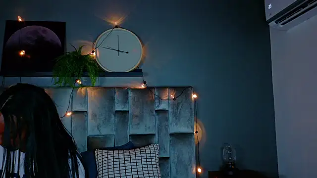 nahomi campbell online show from 09/24/25, 07:39