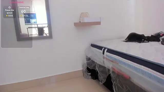 Amina hafsa online show from 12/22/25, 09:01