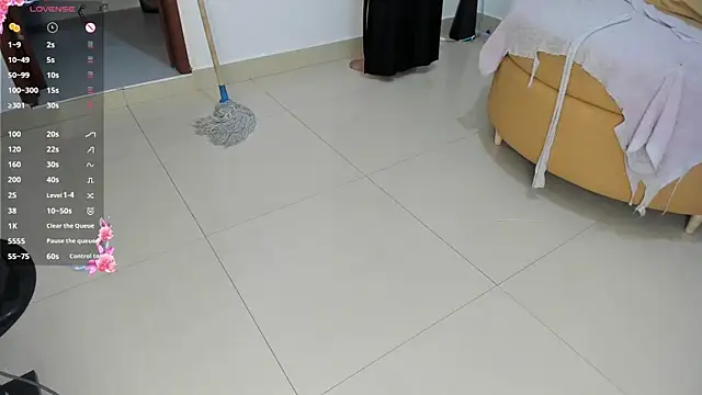 Amina hafsa online show from 07/09/26, 10:14