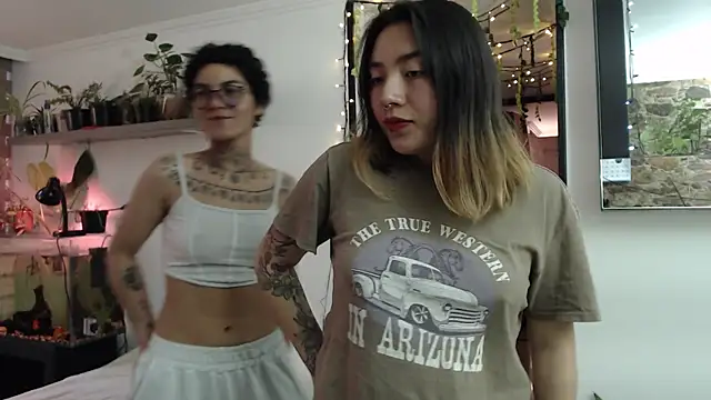 anaroman01 online show from 04/18/26, 07:18