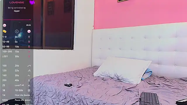 daddyissuesss  online show from 02/05/25, 10:33