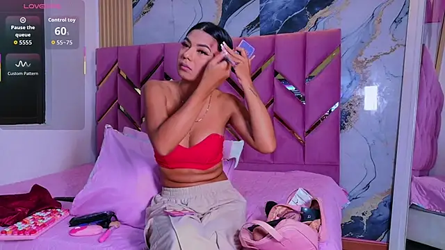 daddyissuesss  online show from 12/01/25, 07:30