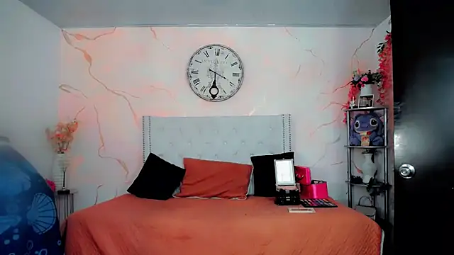 maria camilacms online show from 12/18/25, 06:14