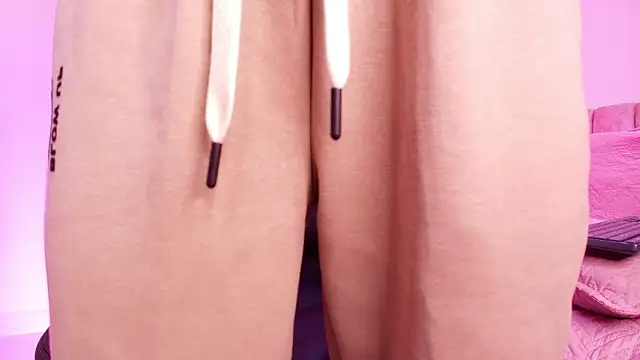 arl chloee online show from 02/05/26, 03:11