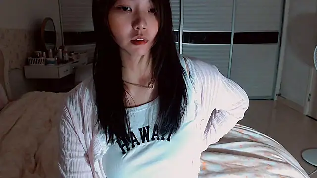 -Lucky Girl online show from 05/19/26, 12:44