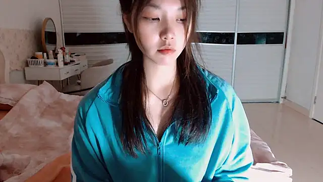 -Lucky Girl online show from 05/20/26, 01:06